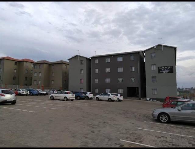 2 BEDROOM APARTMENT FOR SALE IN FLEURHOF